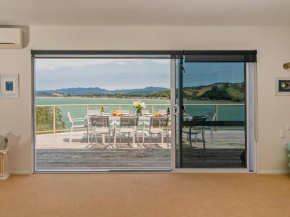 Seaview Serenity- Whitianga Holiday Home, Whitianga